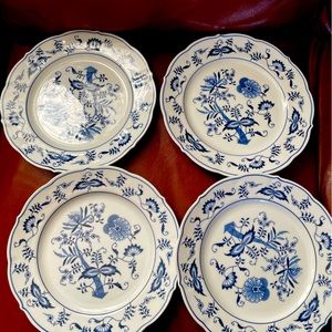 Blue Danube plates set of 4
